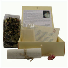 Carica l'immagine nel visualizzatore di Gallery, Scatola illustrata con tisana BIO - BACIO DI PRIMAVERA