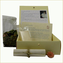 Carica l'immagine nel visualizzatore di Gallery, Scatola illustrata con tisana ECO - PICCOLO ME