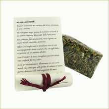 Carica l'immagine nel visualizzatore di Gallery, scatola illustrata con tisana bio - 10..100..1000 mondi
