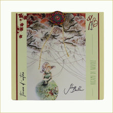 Carica l'immagine nel visualizzatore di Gallery, scatola illustrata con miscela di tè bio - ricami di nuvole